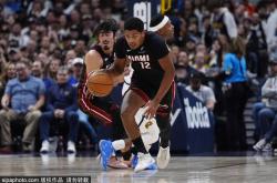 掘金主场大胜勇士，賈(jiǎ)馬(mǎ)尔·穆雷(léi)展现全明星风采