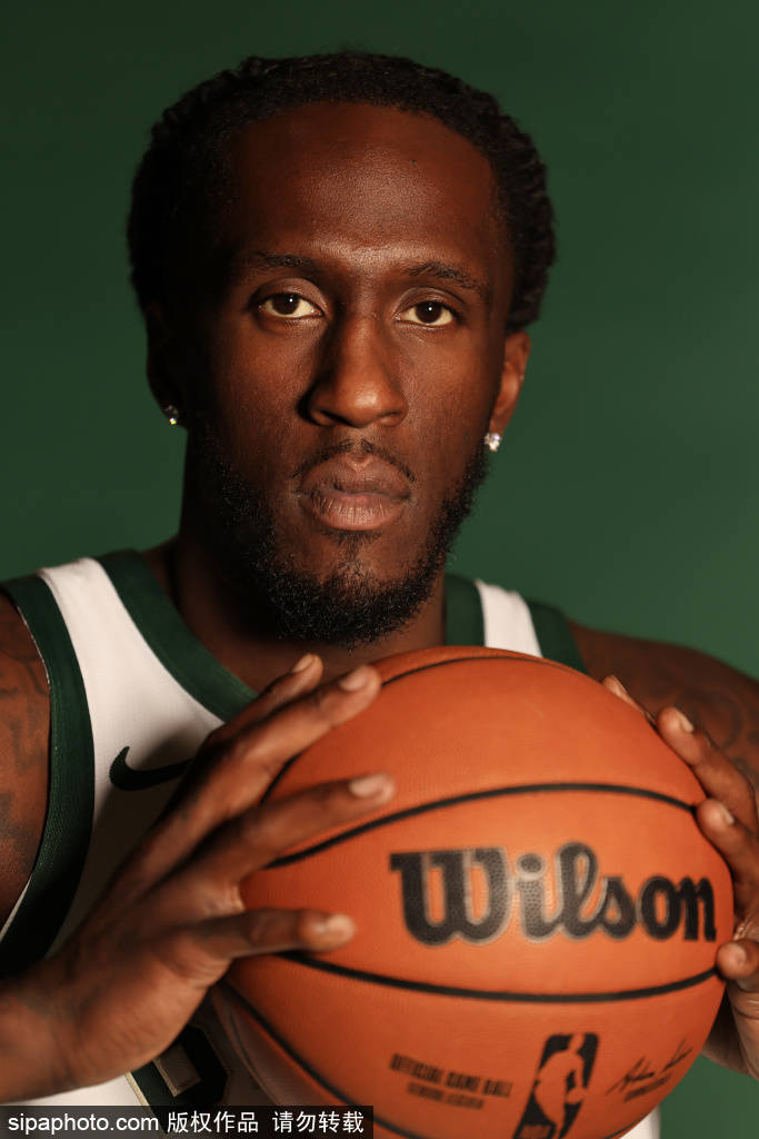 雄鹿迎新核心：迈尔斯·特纳的冠军追梦之旅