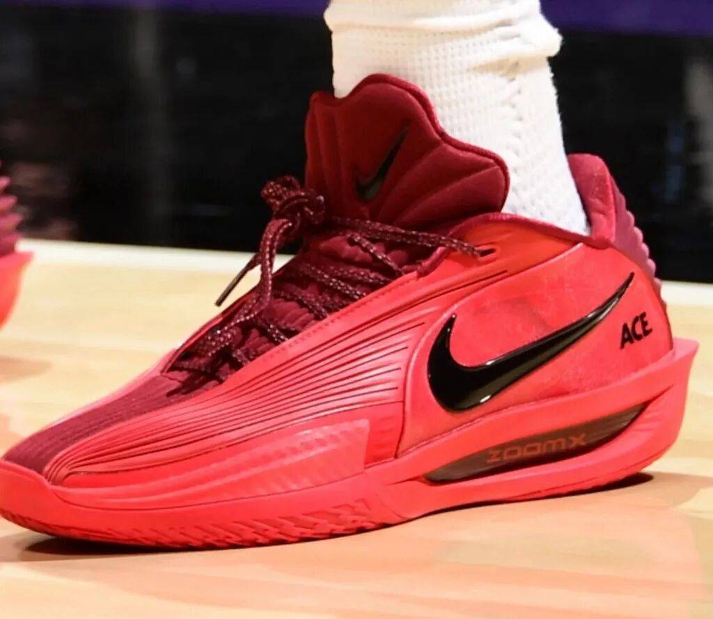 NBA 上脚合集！这几双 PE 不常见！