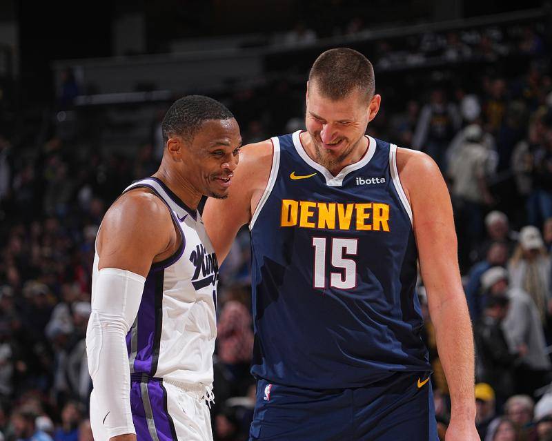 NBA｜进攻大战13人上双 掘金胜国王