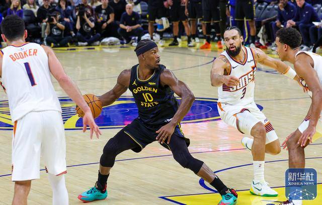 NBA常规赛丨勇士胜太阳