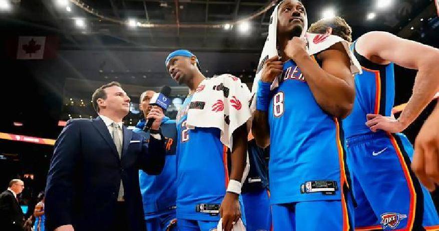 多队表现大不同！雷霆活塞崛起，快船垫底，赛程半程格局渐明