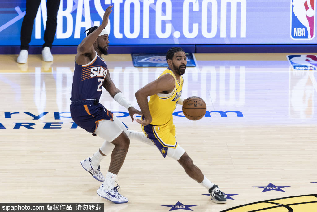 卢卡·东契奇支持奥斯汀·里夫斯：小腿受伤需谨慎