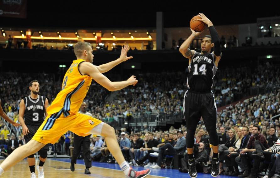 美职篮 休斯敦火箭VS克利夫兰骑士：赛前预测