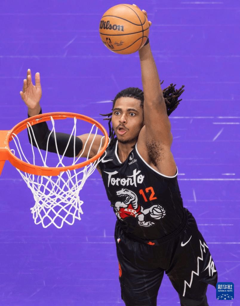 NBA常规赛：猛龙胜鹈鹕